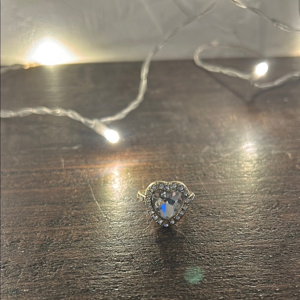 Heart-Shaped Rose gold Ring with Crystal Accents